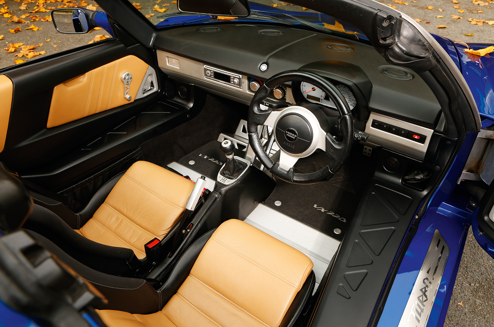 Classic & Sports Car – Buyer’s guide: Vauxhall VX220