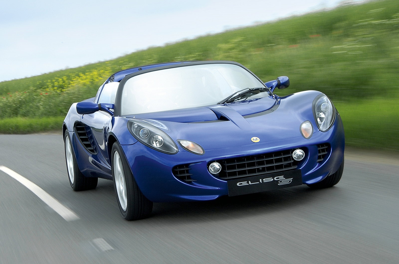 Classic & Sports Car – Buyer’s guide: Vauxhall VX220