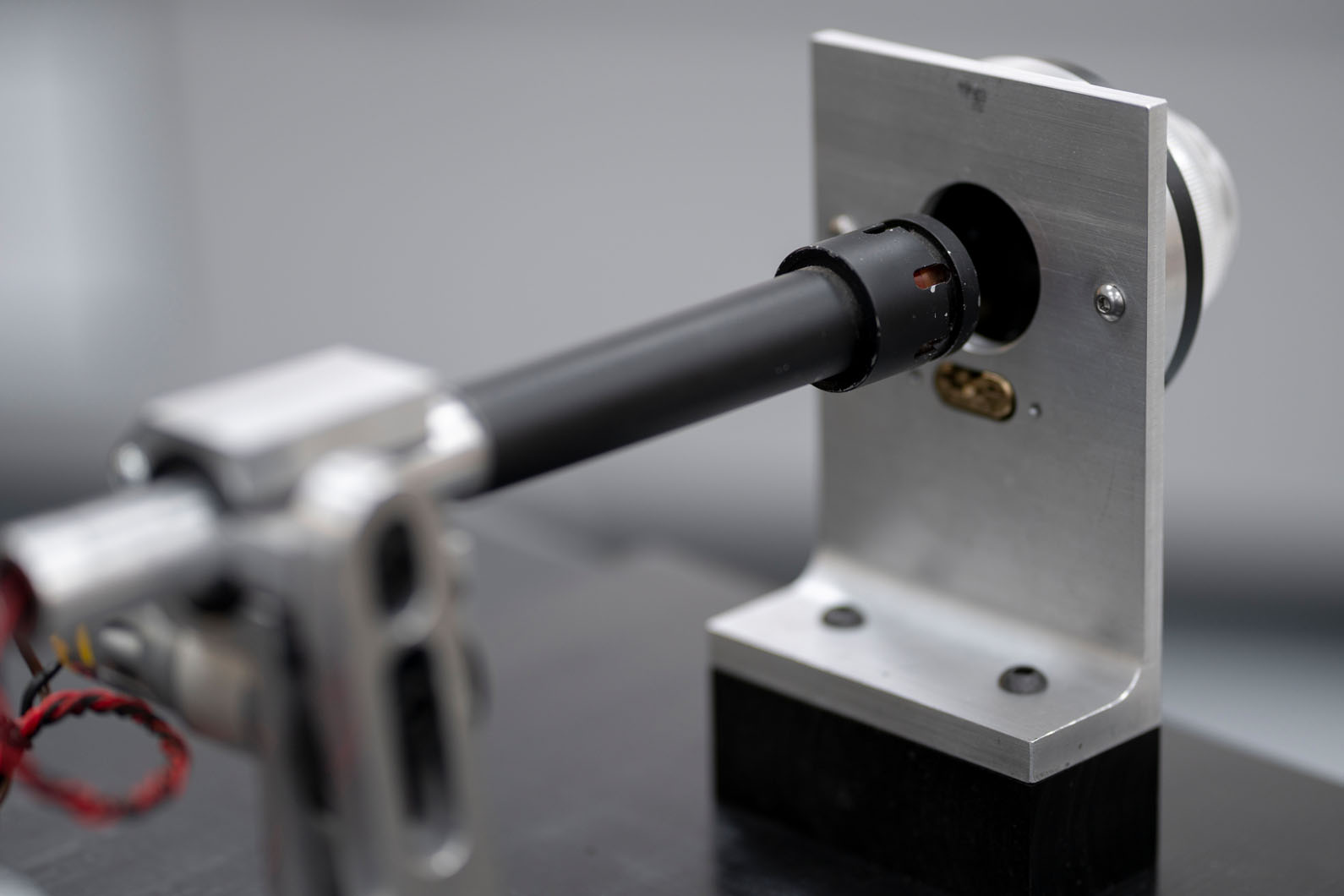 Classic & Sports Car – Aston Martin is building DB5s that 007 would be proud of