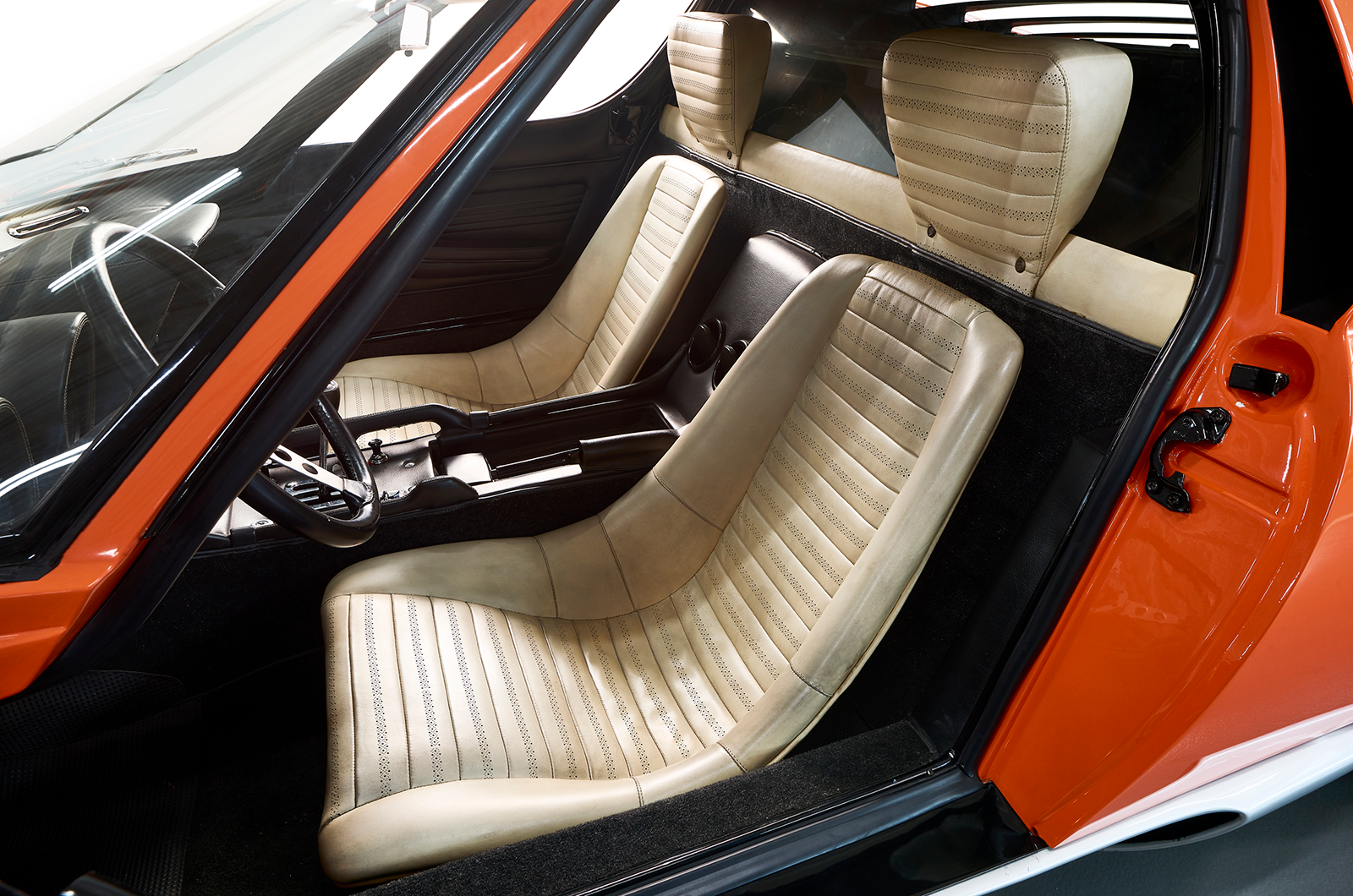 Classic & Sports Car – Original Italian Job Miura rediscovered