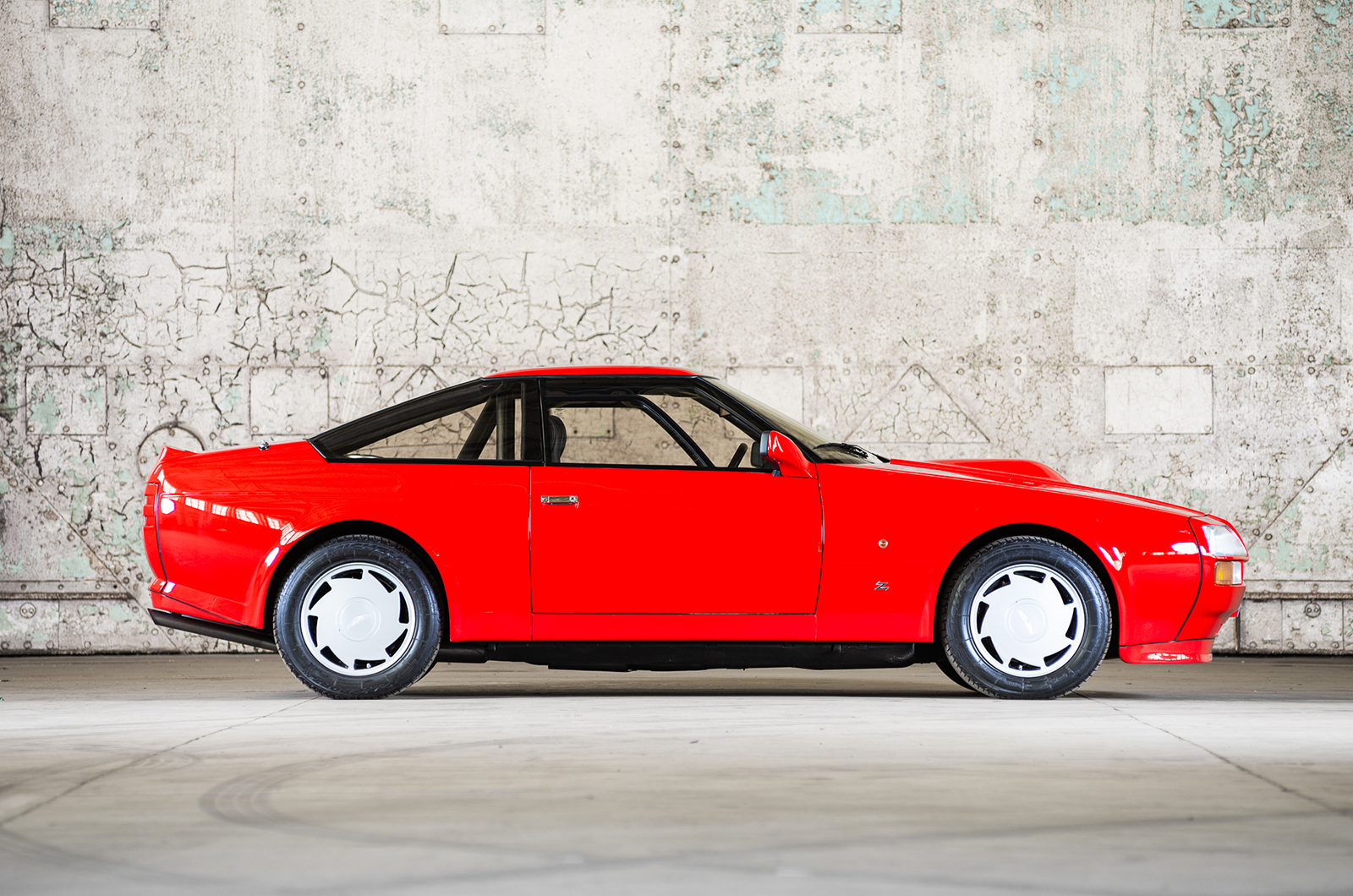 Classic & Sports Car – Super-rare Aston Martin prototype for sale