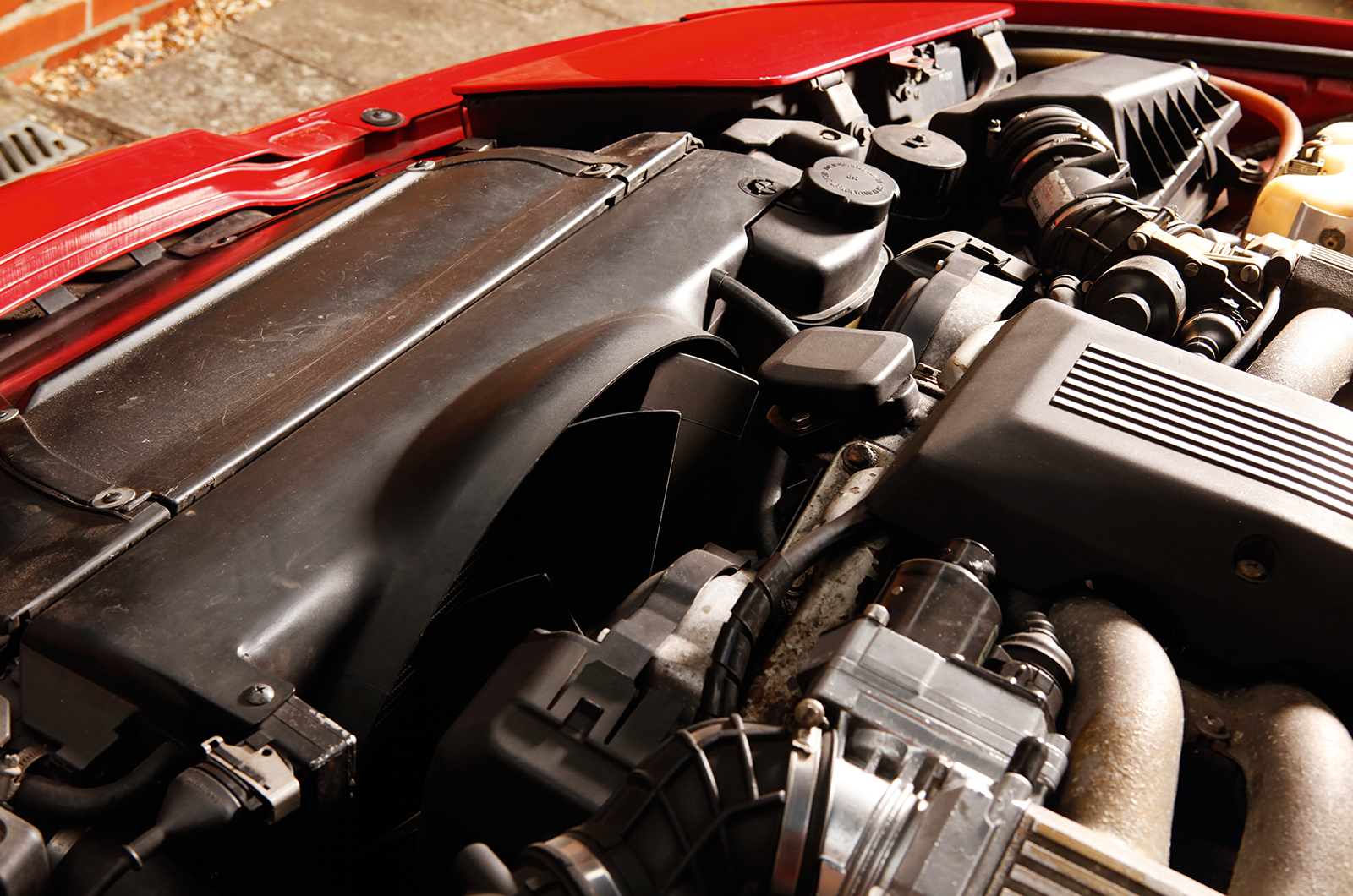 Classic & Sports Car – Buyer’s guide: BMW 8 Series (E31)