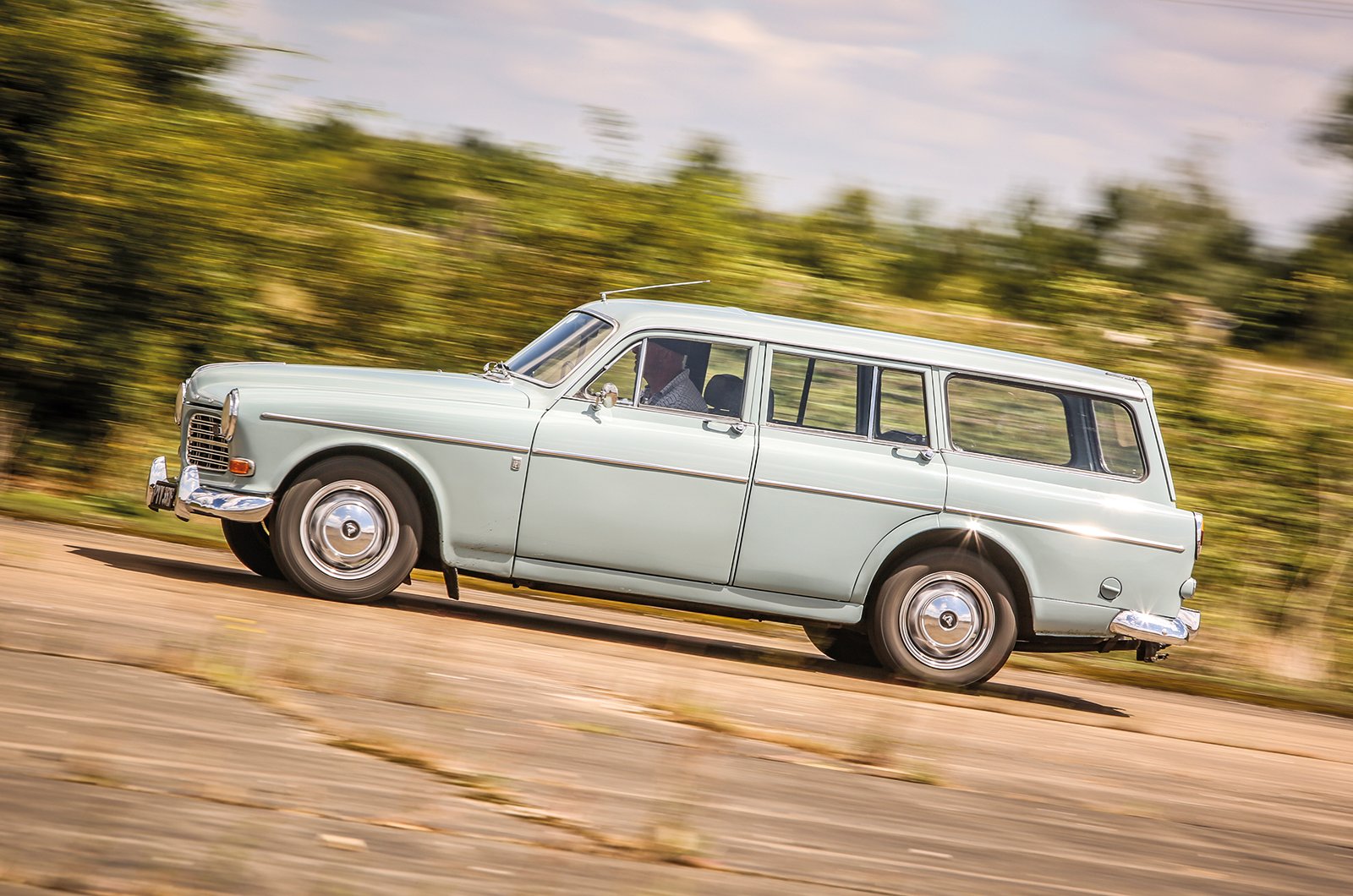 Classic & Sports Car – Starter classics: 14 great cars for a first-timer