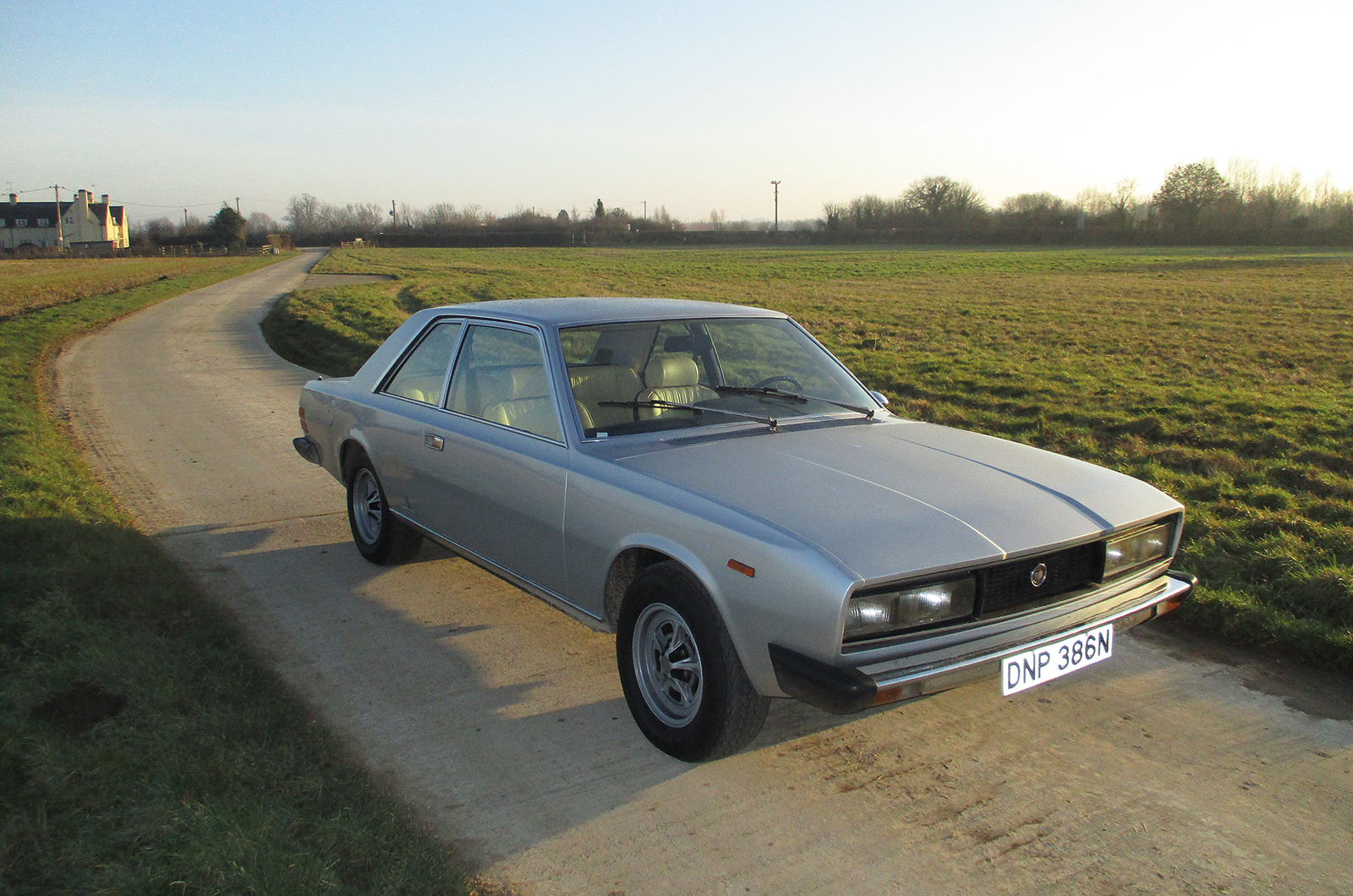 Classic & Sports Car – Our classics: Fiat 130 Coupé