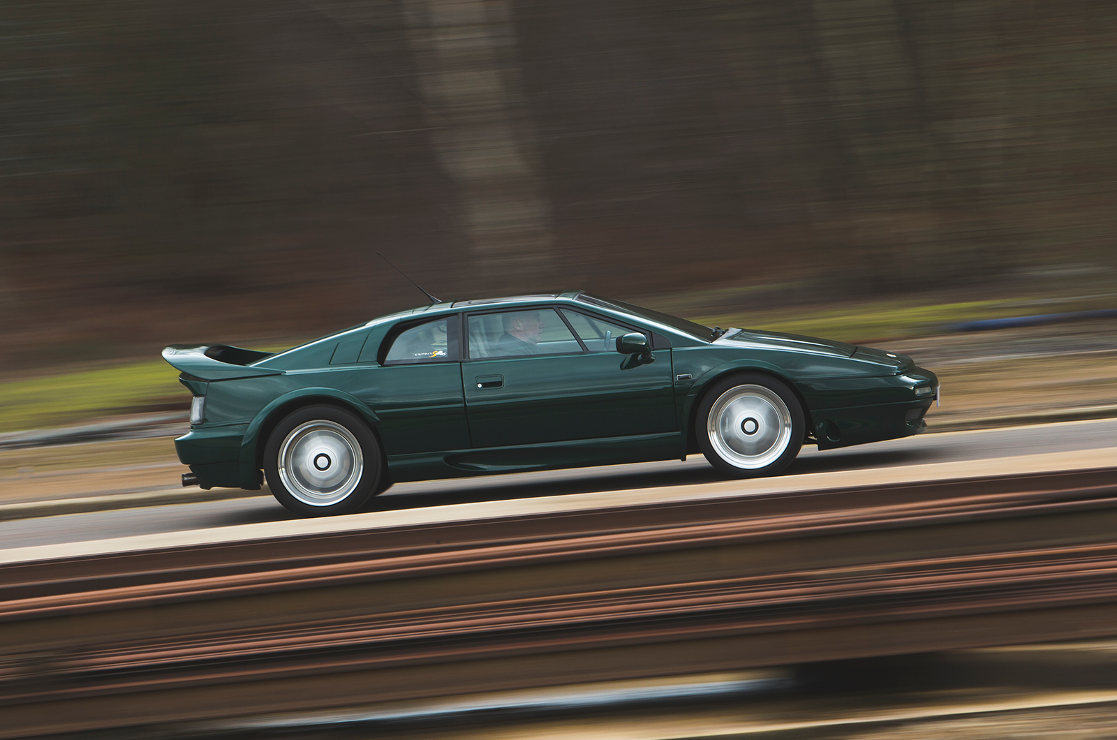 Classic & Sports Car – Bargain supercars: Ferrari 348 vs Honda NSX vs Lotus Esprit