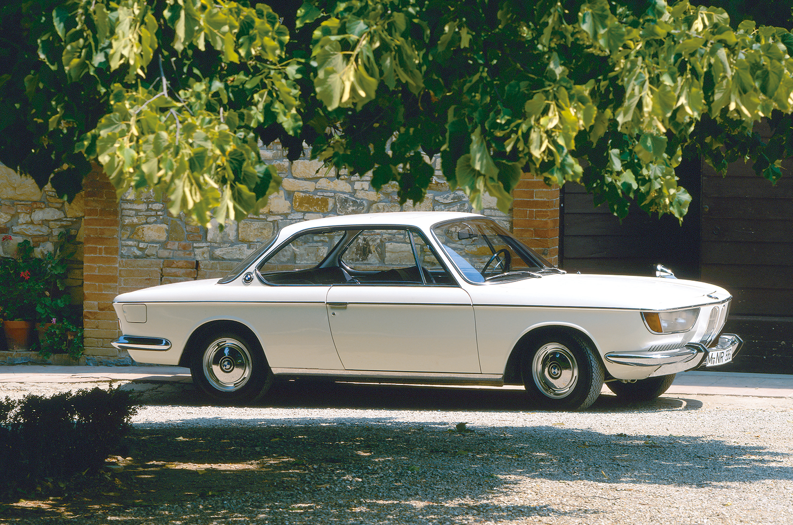 Classic & Sports Car – Buyer’s guide: BMW E9 coupés