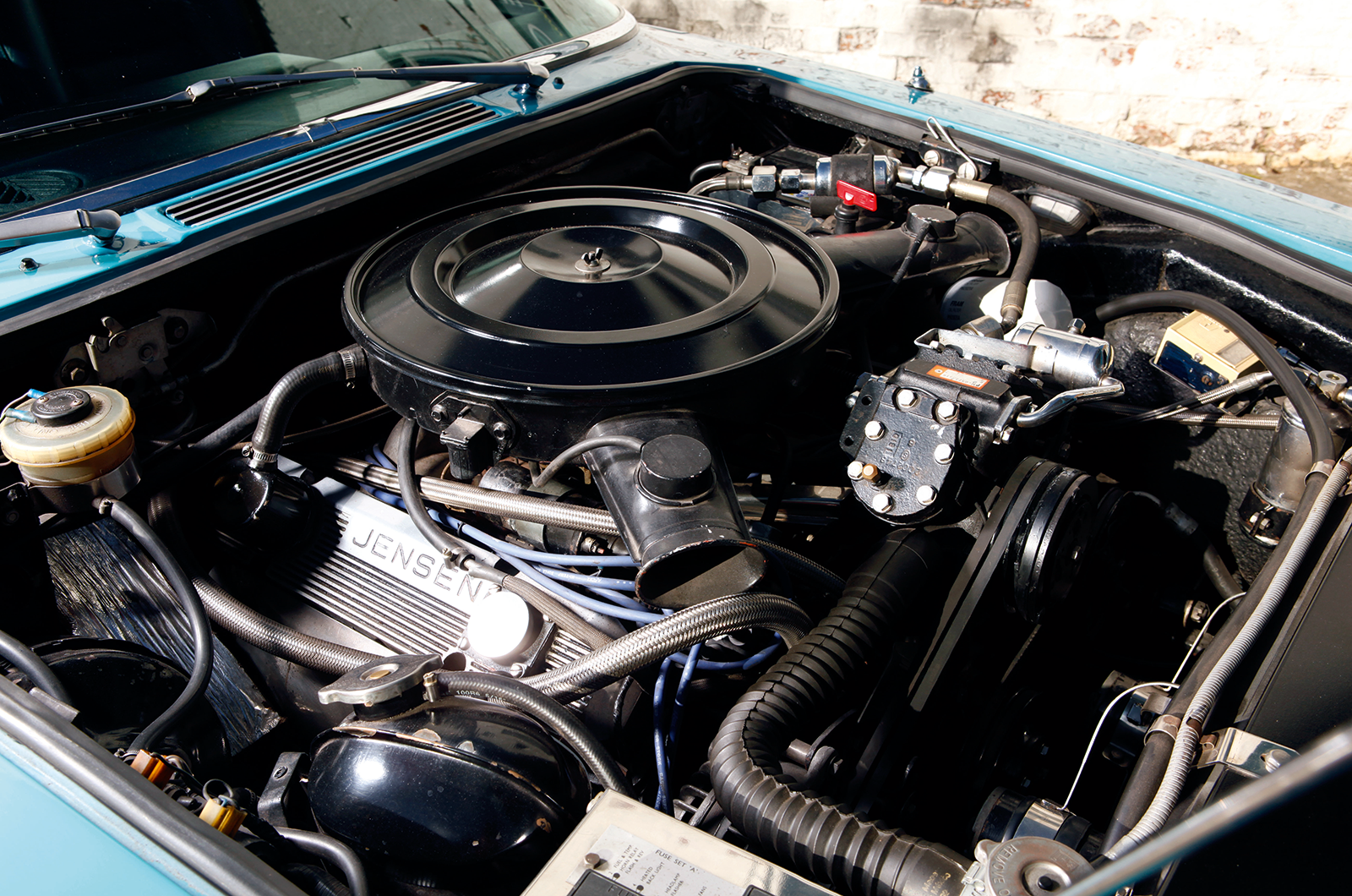 Classic & Sports Car – Buyer’s guide: Jensen Interceptor and FF