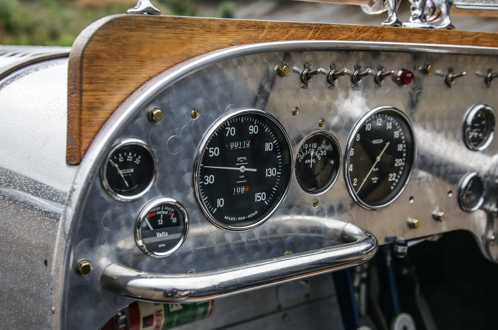 Classic & Sports Car – Unique aero-engined Minerva roars to auction