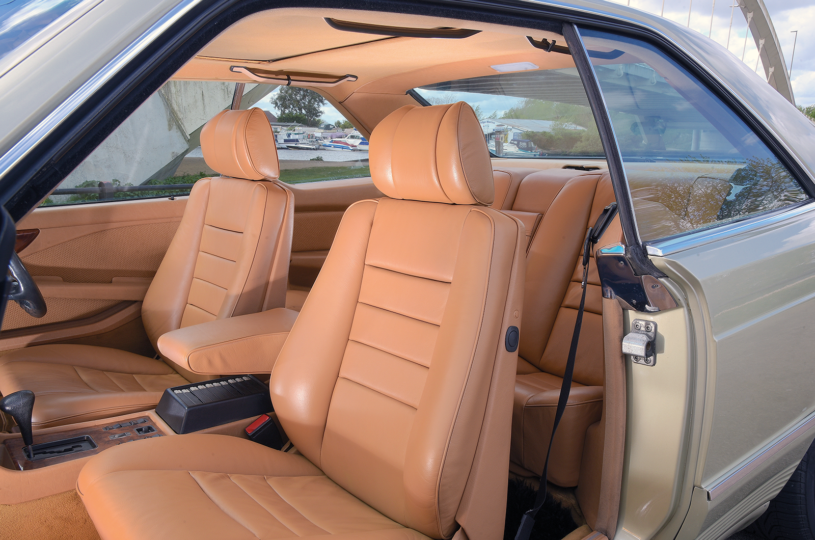 Classic & Sports Car – Buyer’s guide: Mercedes-Benz SEC (C126)