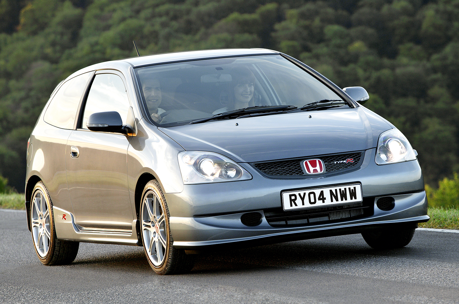 Classic & Sports Car – Buyer’s guide: Renault Clio 172/182