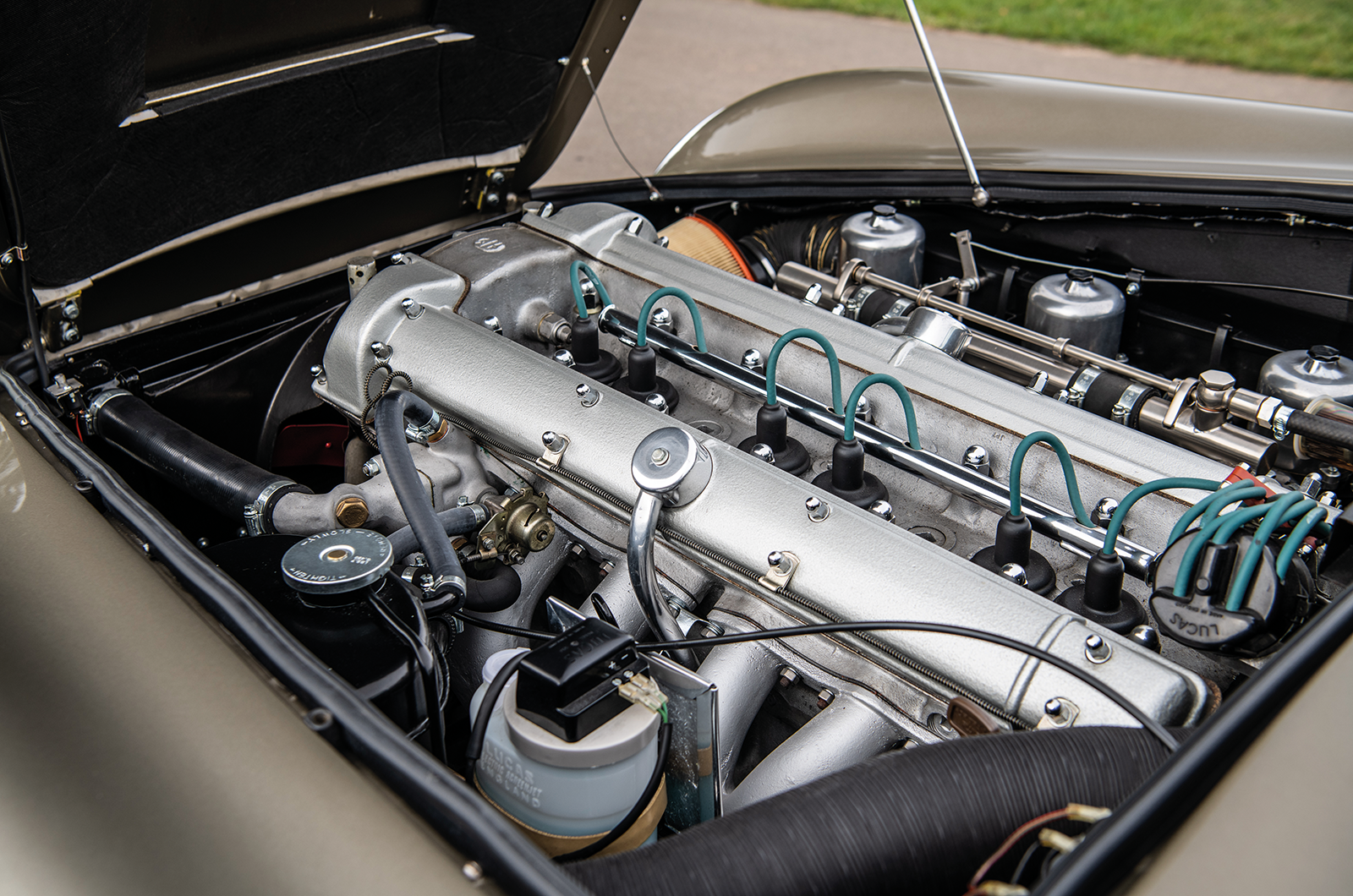 Classic & Sports Car – Dream drop-tops: Aston vs Mercedes vs Citroën vs Jensen vs Rolls