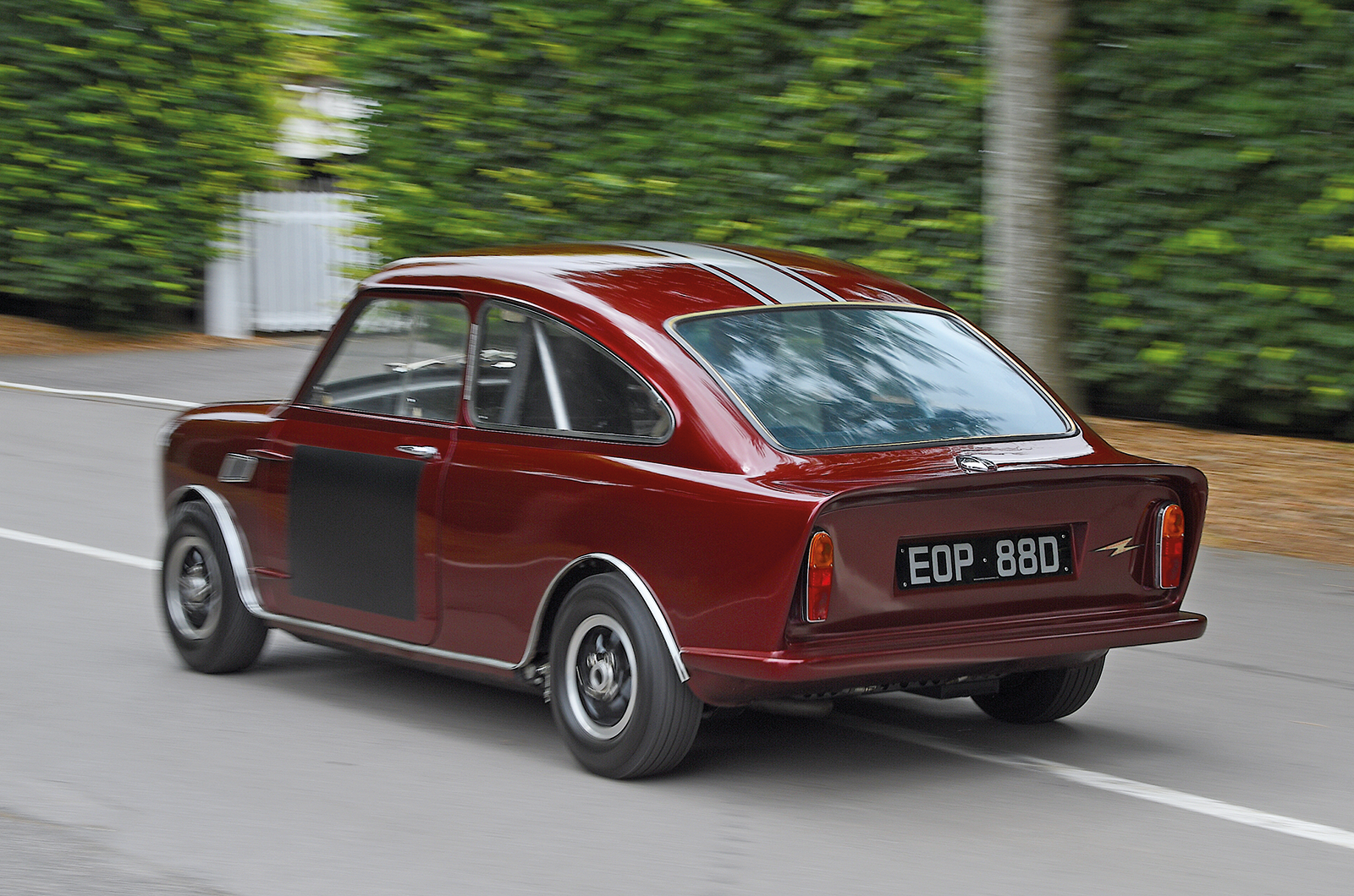 Classic & Sports Car – Goodwood Revival 2019: a Mini like no other