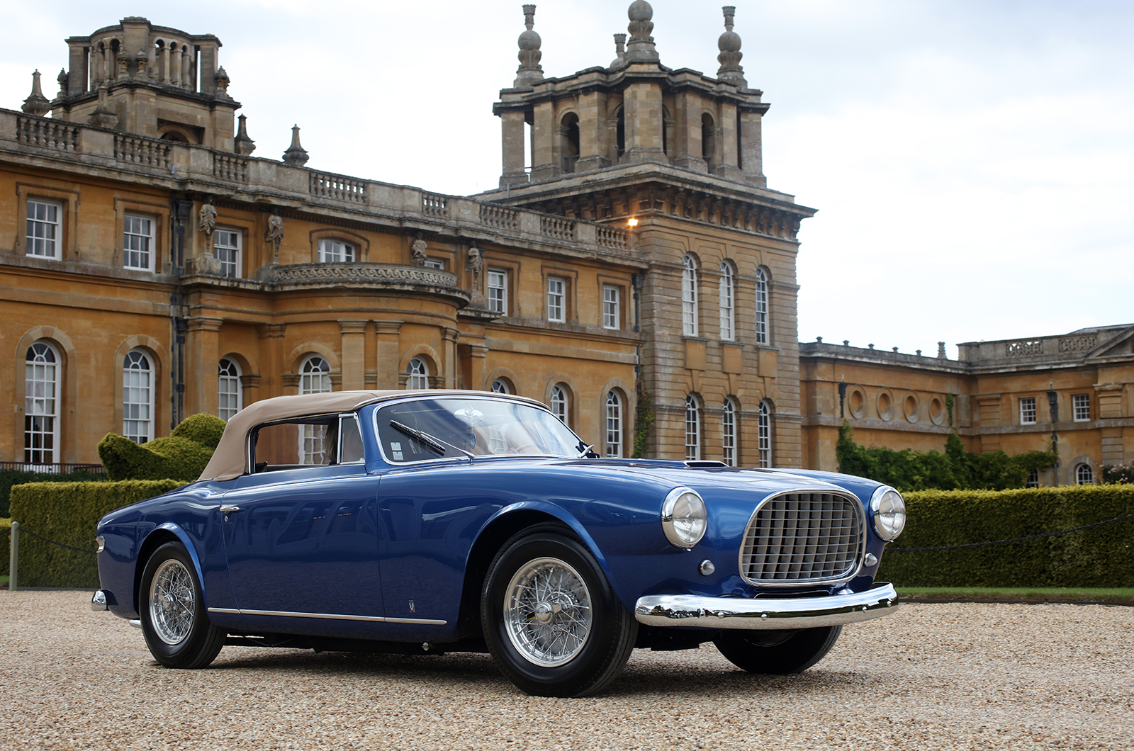 Classic & Sports Car – Talbot-Lago scoops top prize at Salon Privé