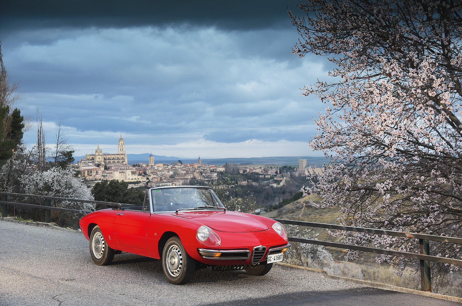 Classic & Sports Car – Dream drive: Alfa Romeo Duetto 1600