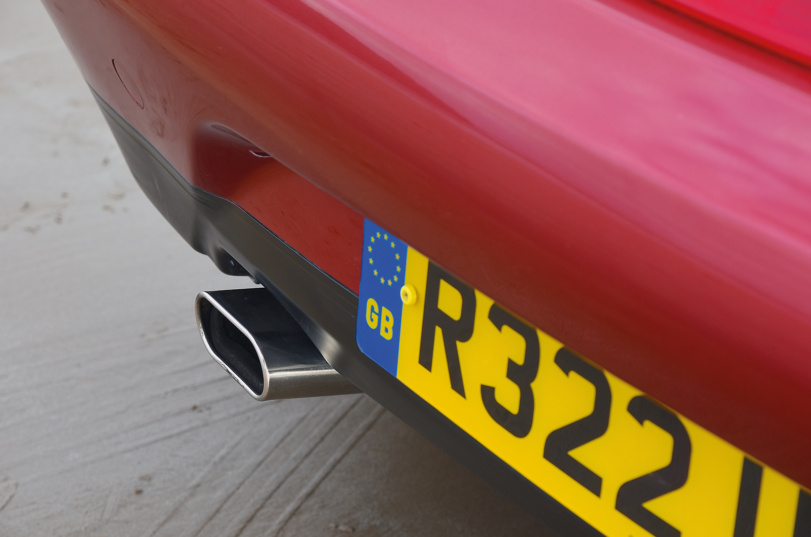 Classic & Sports Car – Buyer’s guide: Alfa Romeo Spider (916)