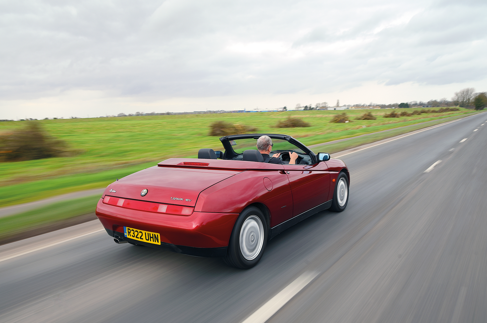 Classic & Sports Car – Buyer’s guide: Alfa Romeo Spider (916)