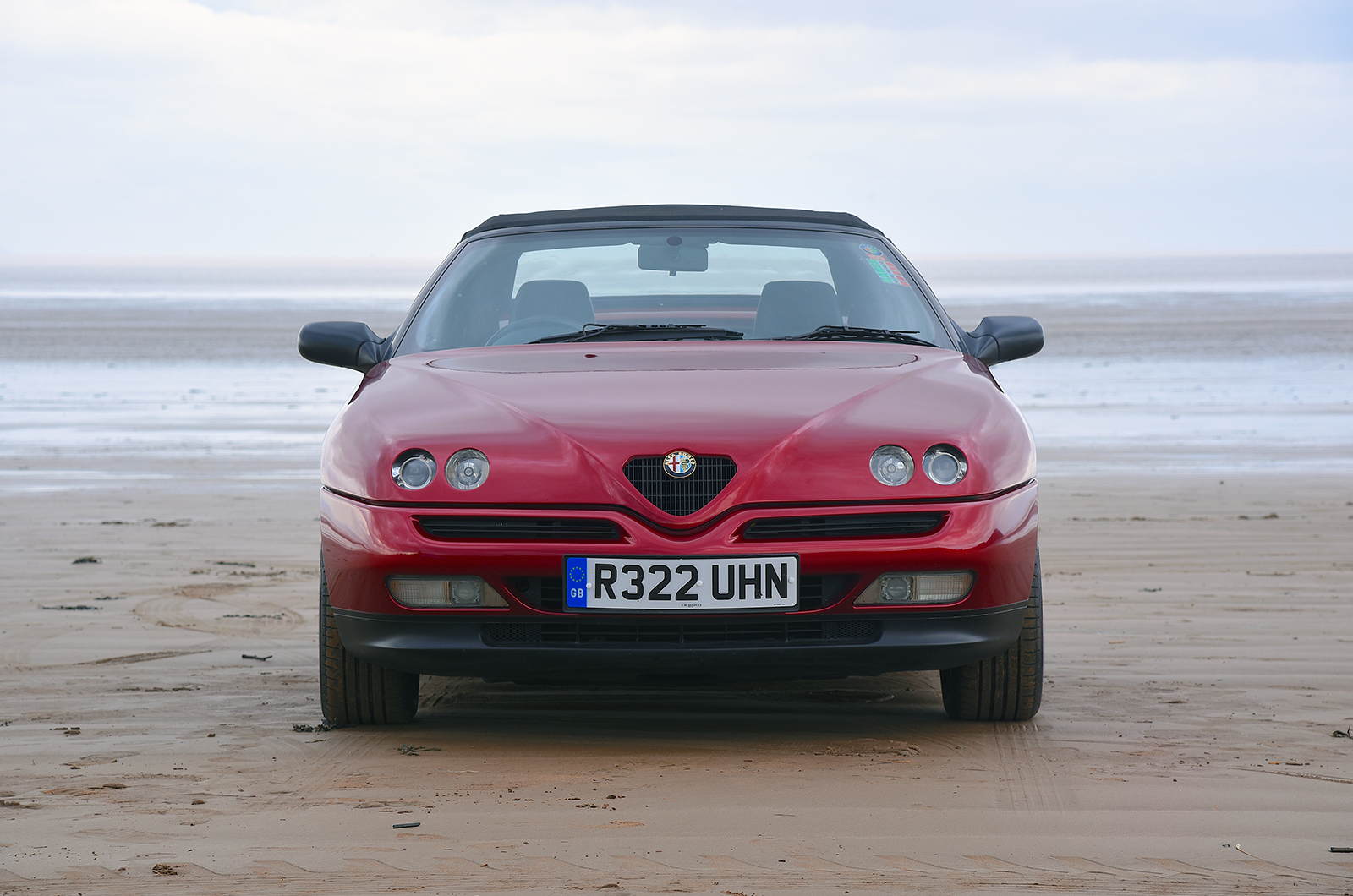 Classic & Sports Car – Buyer’s guide: Alfa Romeo Spider (916)