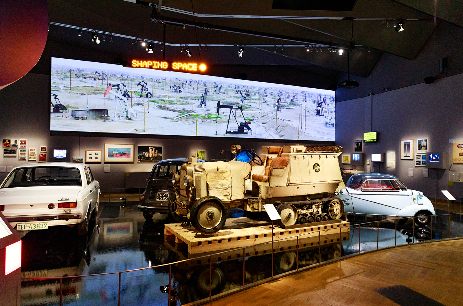 Classic & Sports Car – New automotive exhibition opens at the V&A