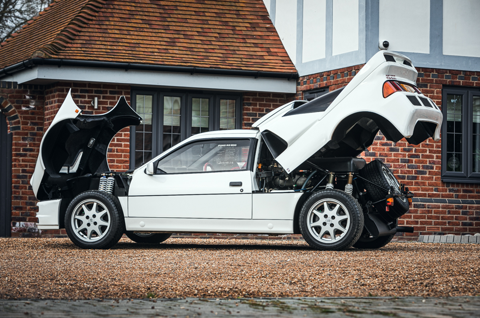 Classic & Sports Car – Super low-mile Ford RS200 set for Race Retro sale