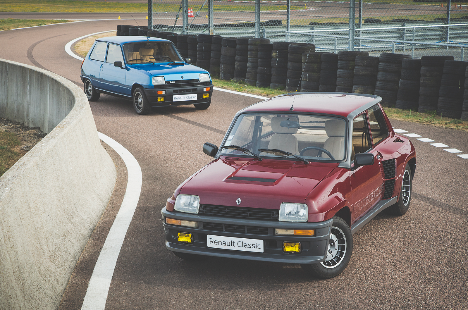 Classic & Sports Car – Renault’s lively 5s: Gordini Turbo and Turbo 2 on track