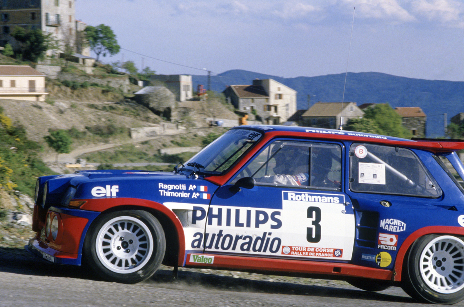 Classic & Sports Car – Renault’s lively 5s: Gordini Turbo and Turbo 2 on track