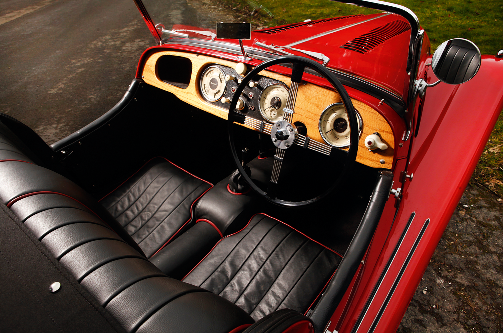 Classic & Sports Car – Bargain ’50s greats: Austin-Healey 100 vs Morgan Plus 4 vs Triumph TR2