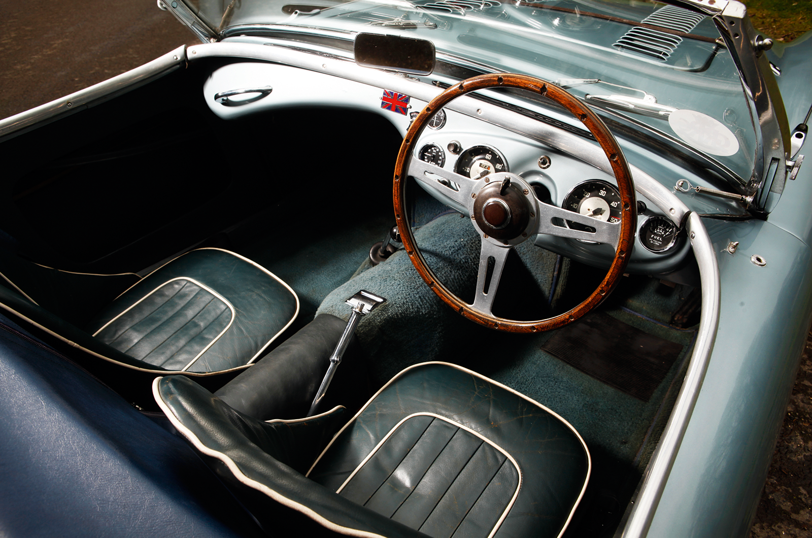 Classic & Sports Car – Bargain ’50s greats: Austin-Healey 100 vs Morgan Plus 4 vs Triumph TR2