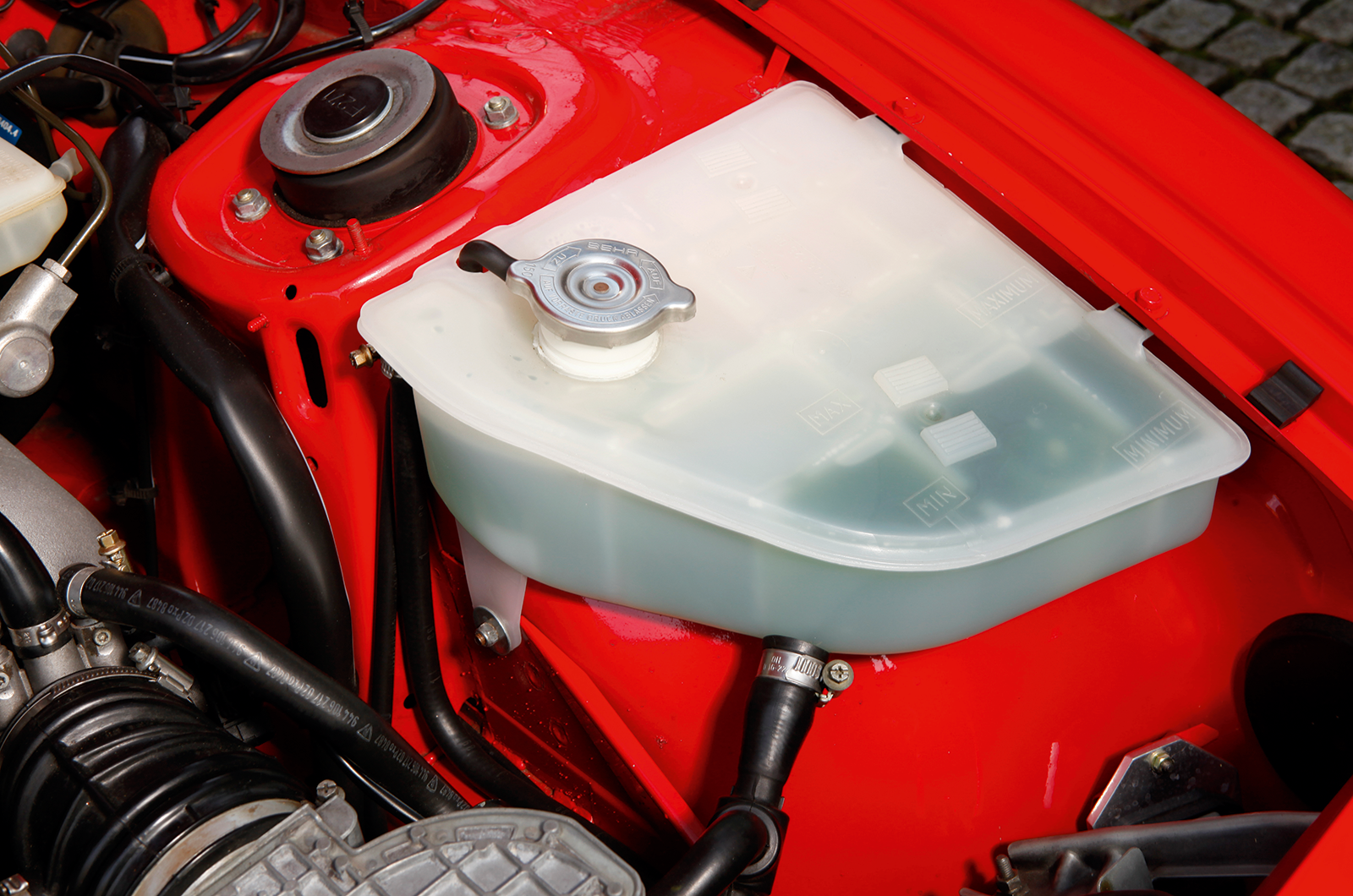 Classic & Sports Car – Buyer’s guide: Porsche 944