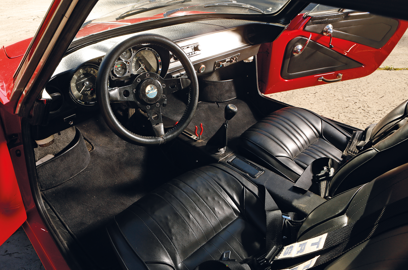 Classic & Sports Car – Dieppe Diamonds: Alpine A110, A310 and GTA