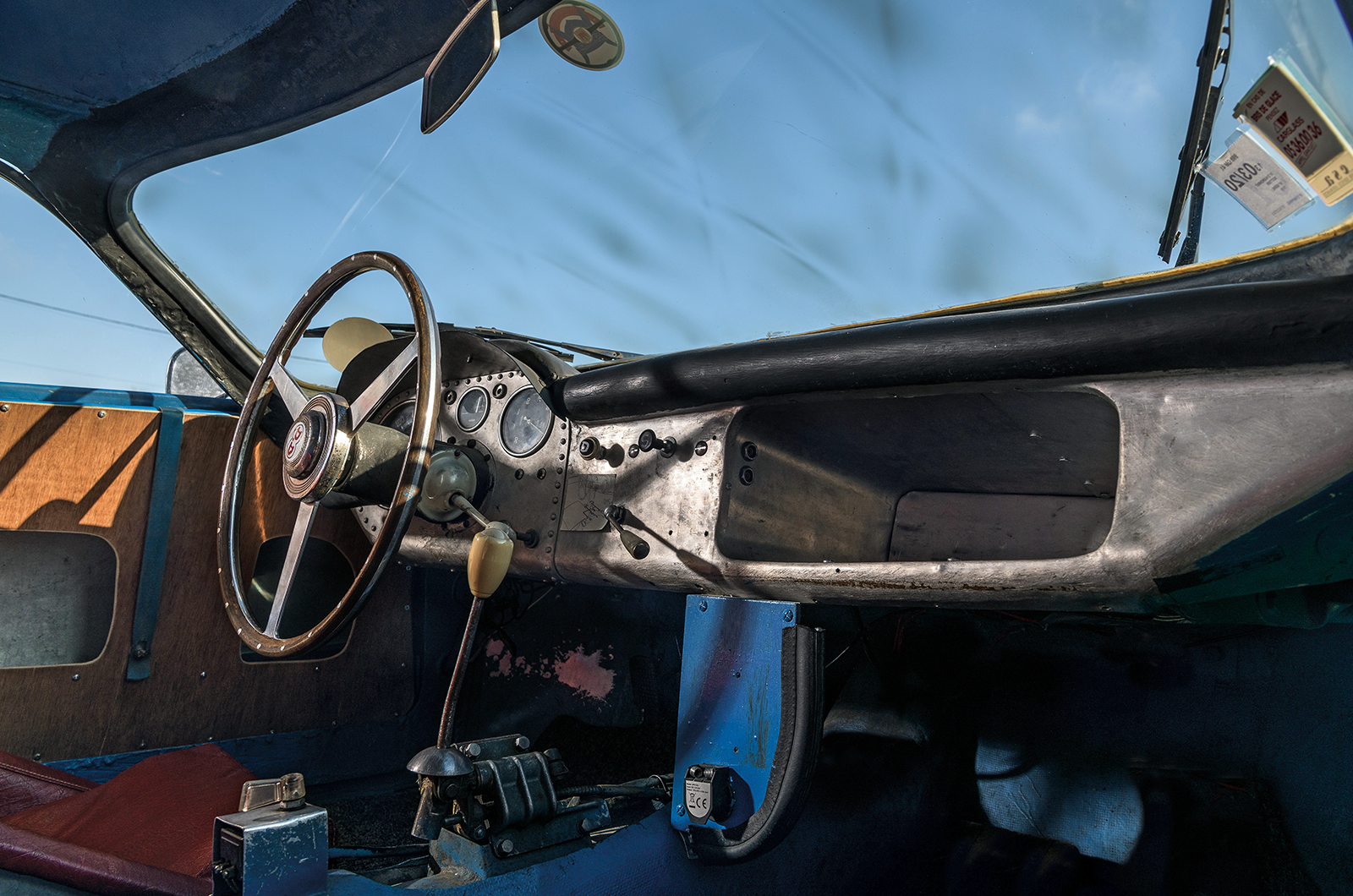 Classic & Sports Car – DB HBR4: Le Monstre of Paris