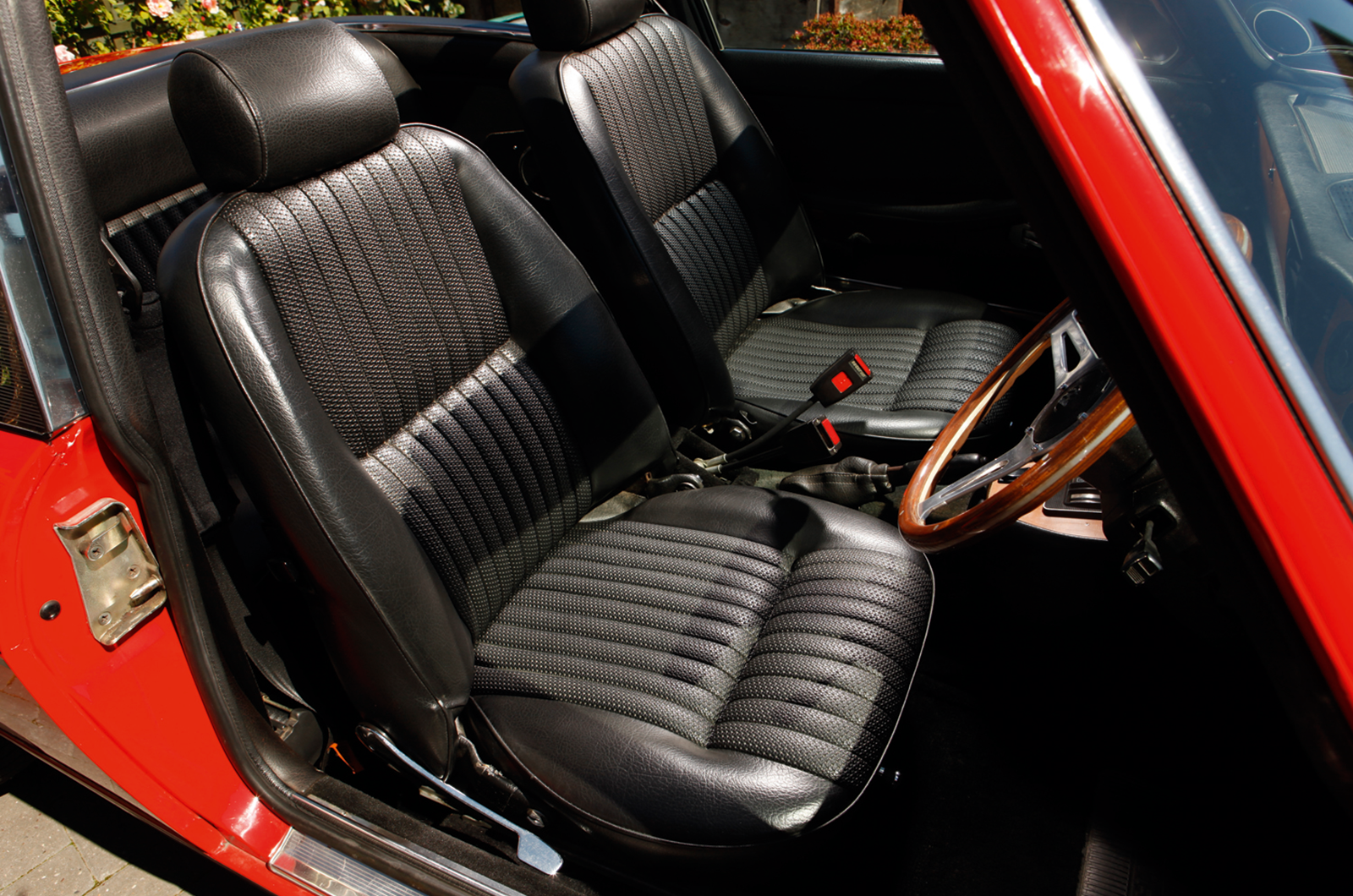 Classic & Sports Car – Buyer’s guide: Triumph Stag