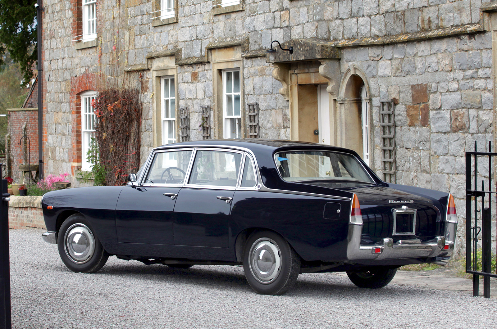 Classic & Sports Car – Buyer’s guide: Jaguar S-type