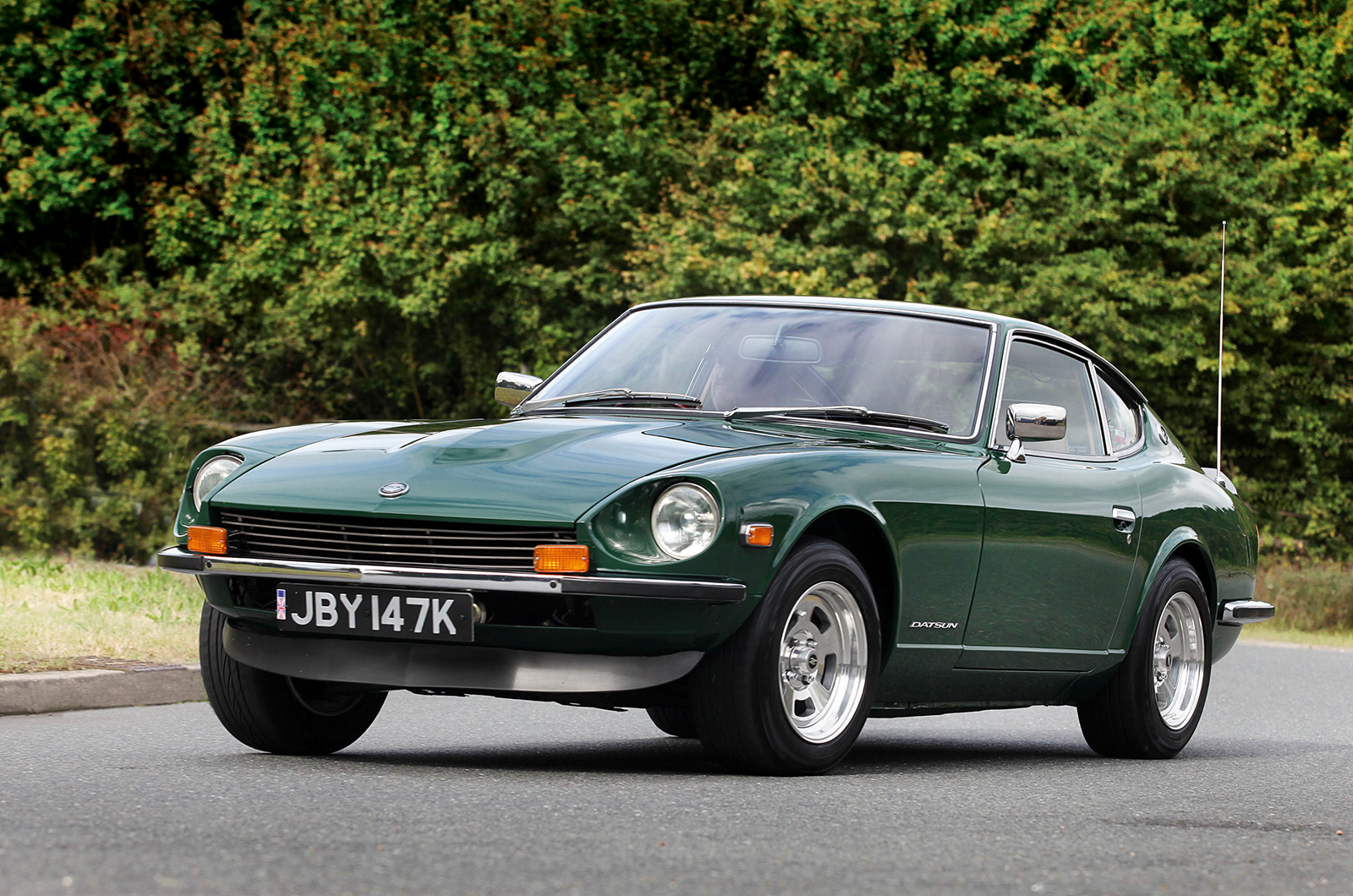 Classic & Sports Car – Coupé conundrum: Ford Capri vs Datsun 240Z