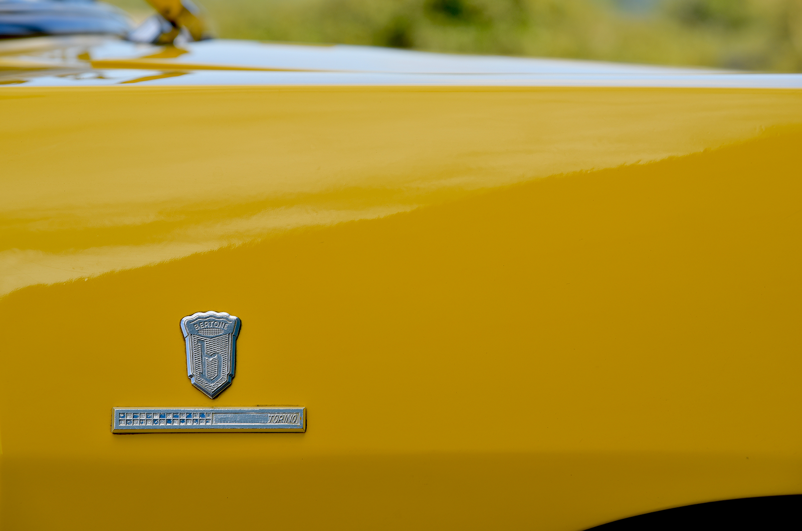 Classic & Sports Car – Baby classic sports cars do battle: Honda S800 Sport vs Fiat 850 Sport Spider vs MG Midget