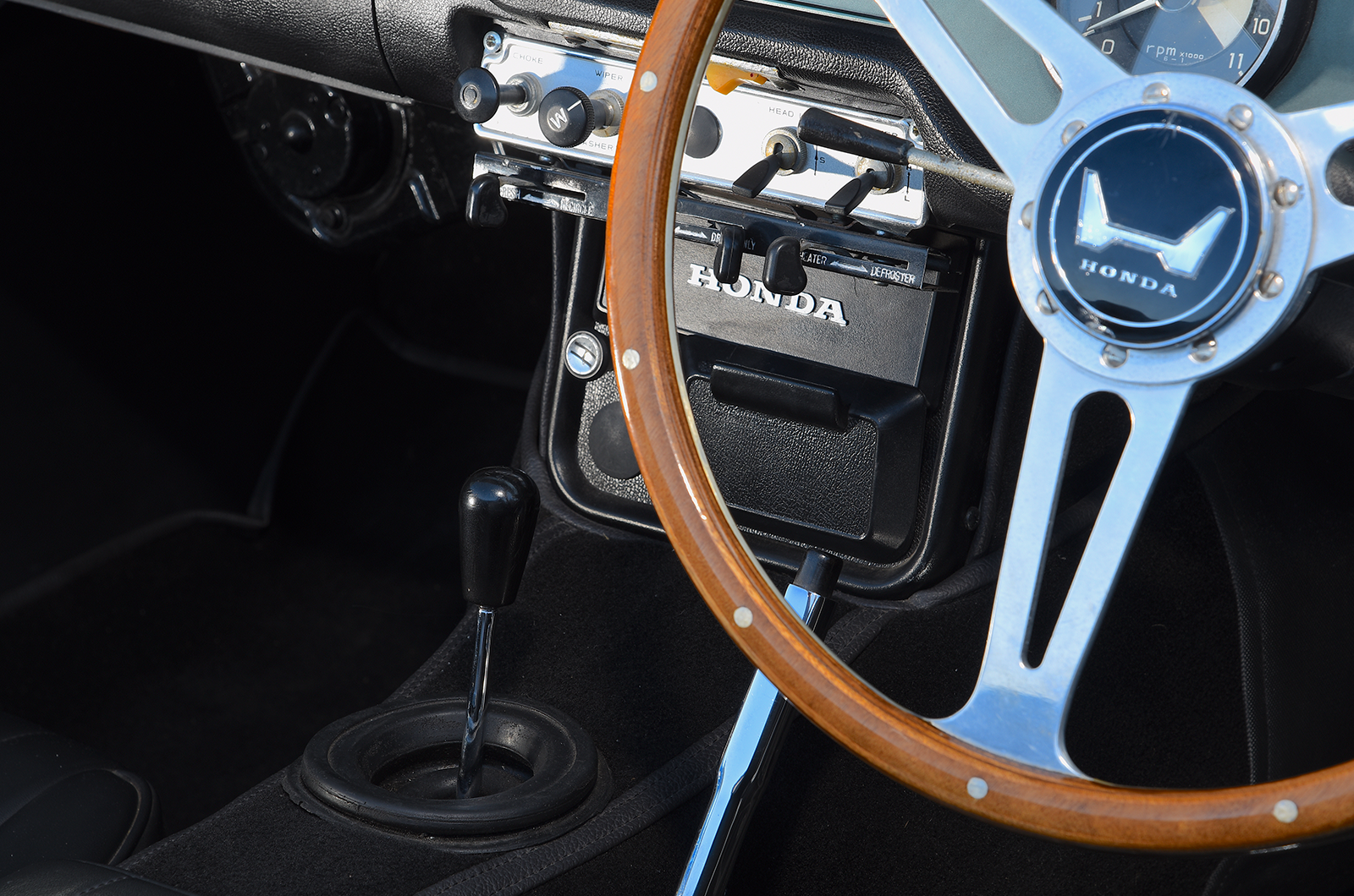 Classic & Sports Car – Baby classic sports cars do battle: Honda S800 Sport vs Fiat 850 Sport Spider vs MG Midget