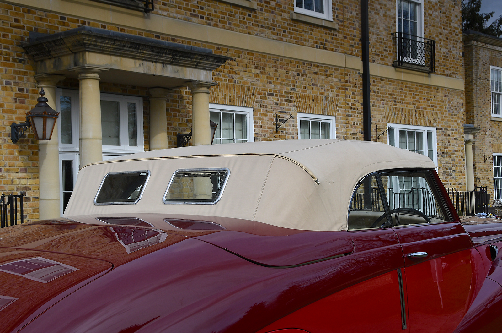 Classic & Sports Car – Whispering giant: Daimler’s Green Goddess