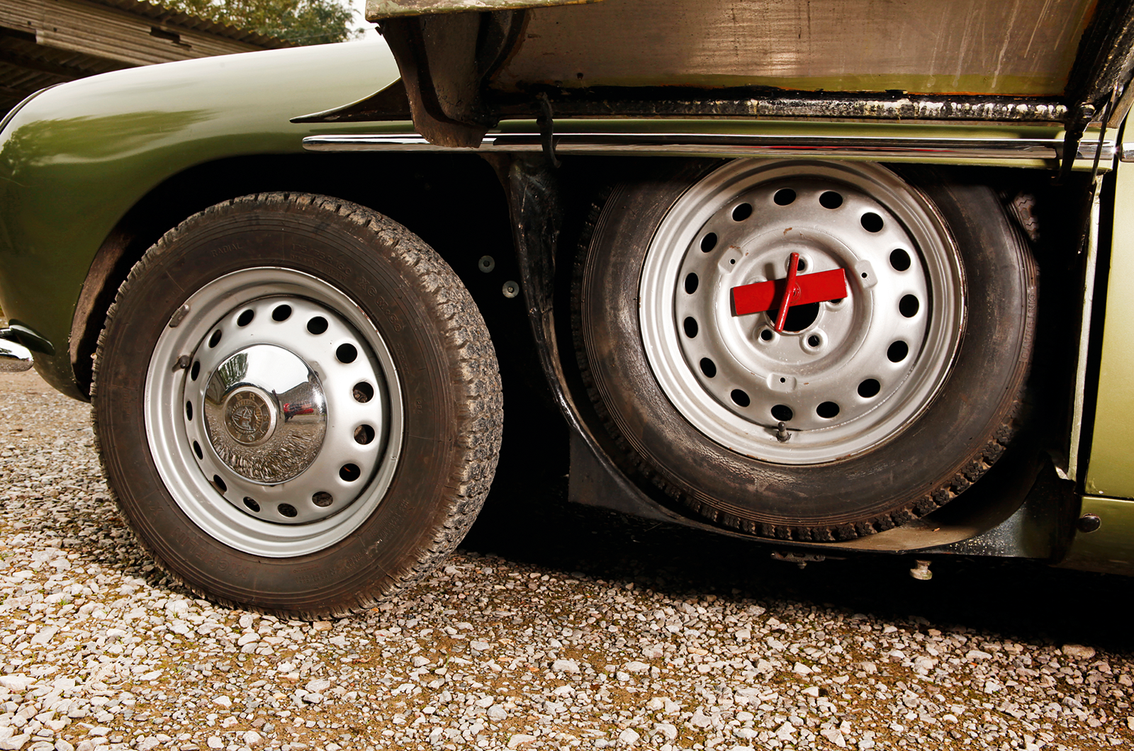 Classic & Sports Car – Six of the best: AC Greyhound vs Bristol 406 Zagato