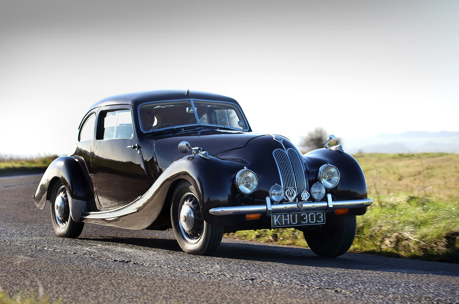 Classic & Sports Car – Something borrowed: celebrating the Bristol 400