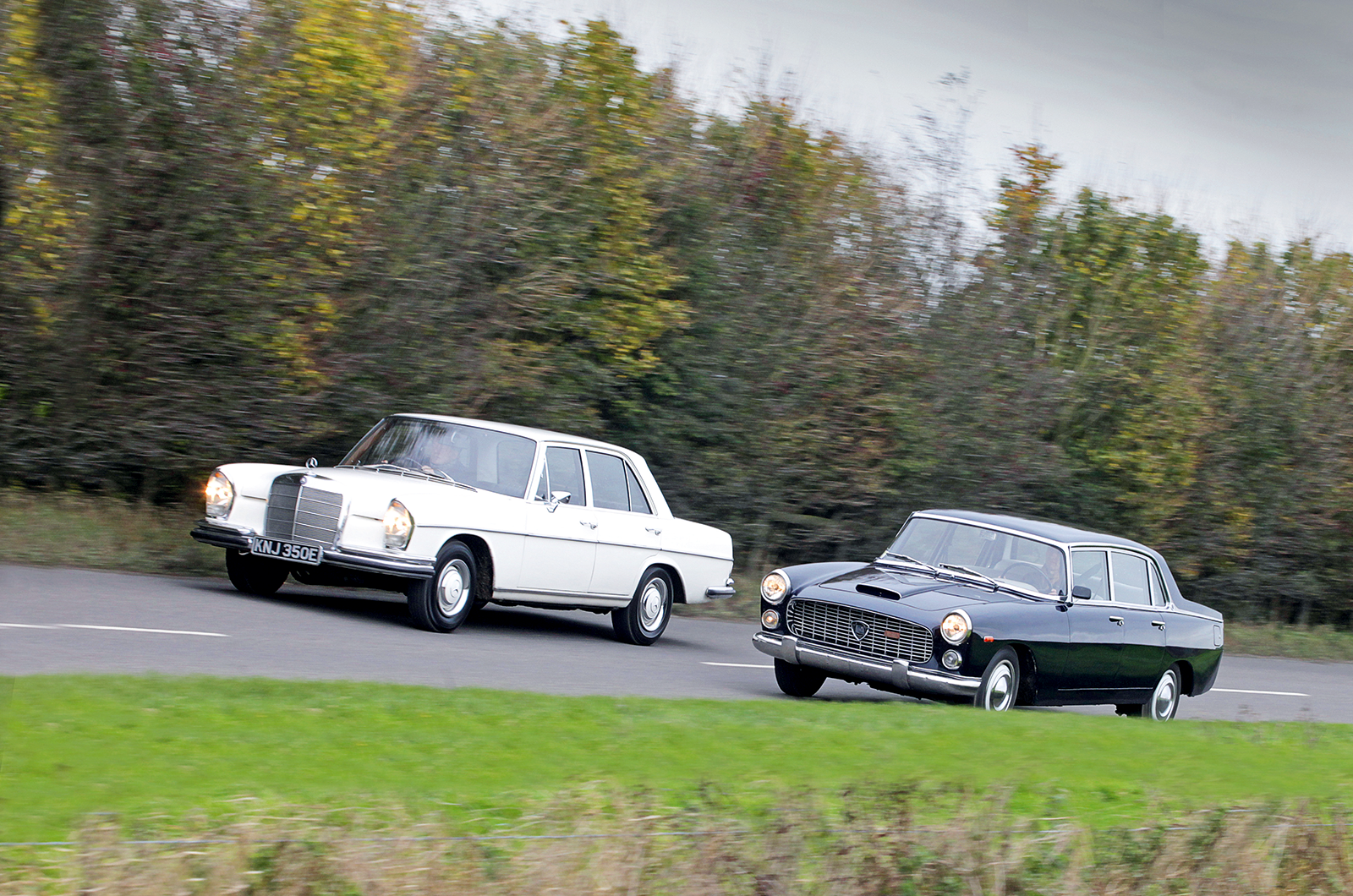 Classic & Sports Car – Engineered for excellence: Lancia Flaminia vs Mercedes-Benz 300SE
