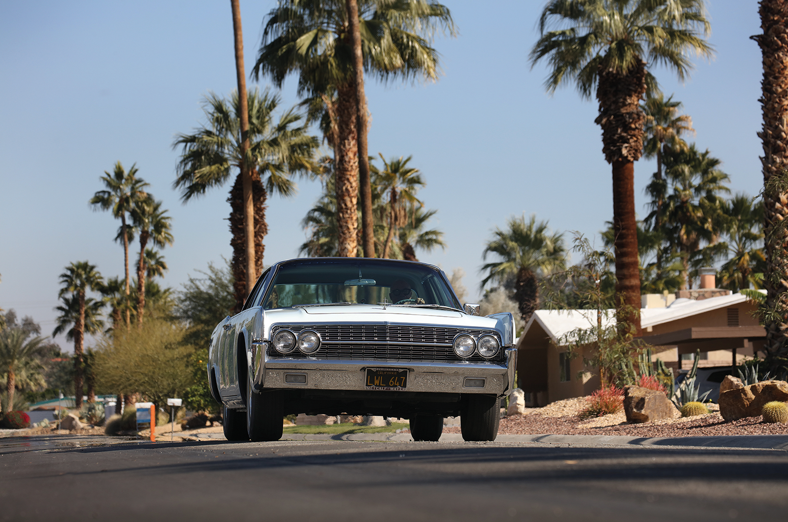 Classic & Sports Car – Continental shift: driving the Lincoln Continental