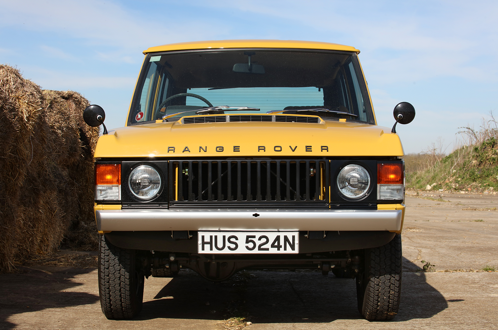 Classic & Sports Car – Estates of mind: Triumph PI Estate vs Range Rover