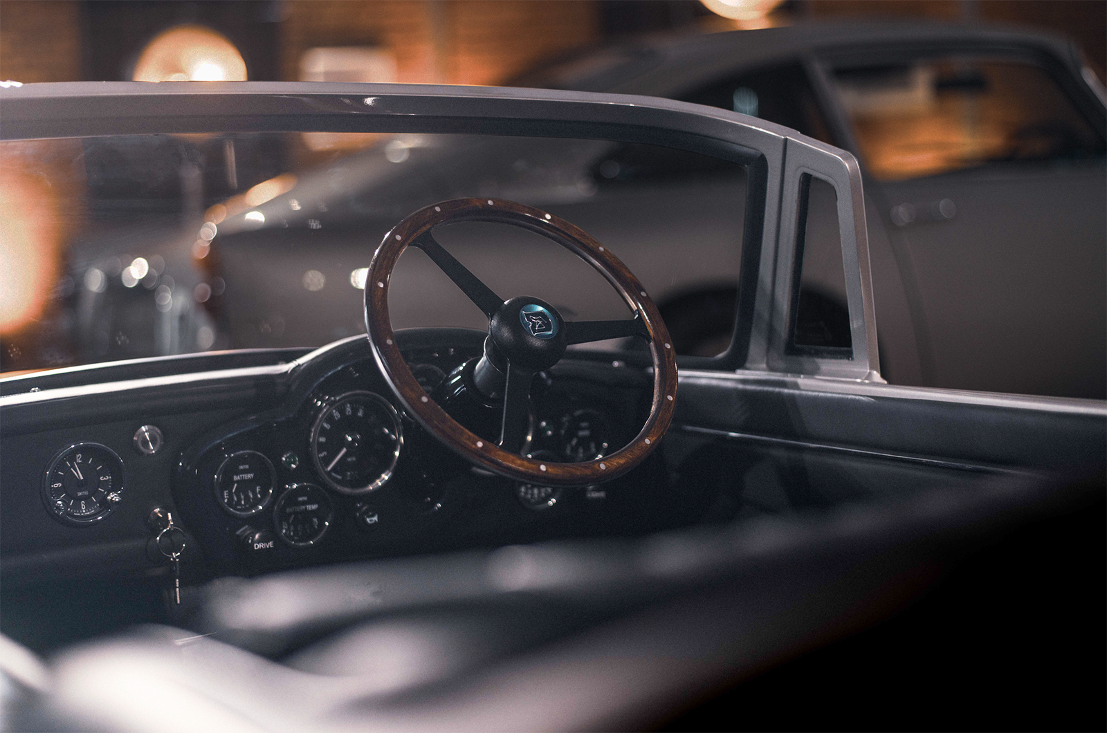 Classic & Sports Car – Aston Martin DB5 Junior revealed