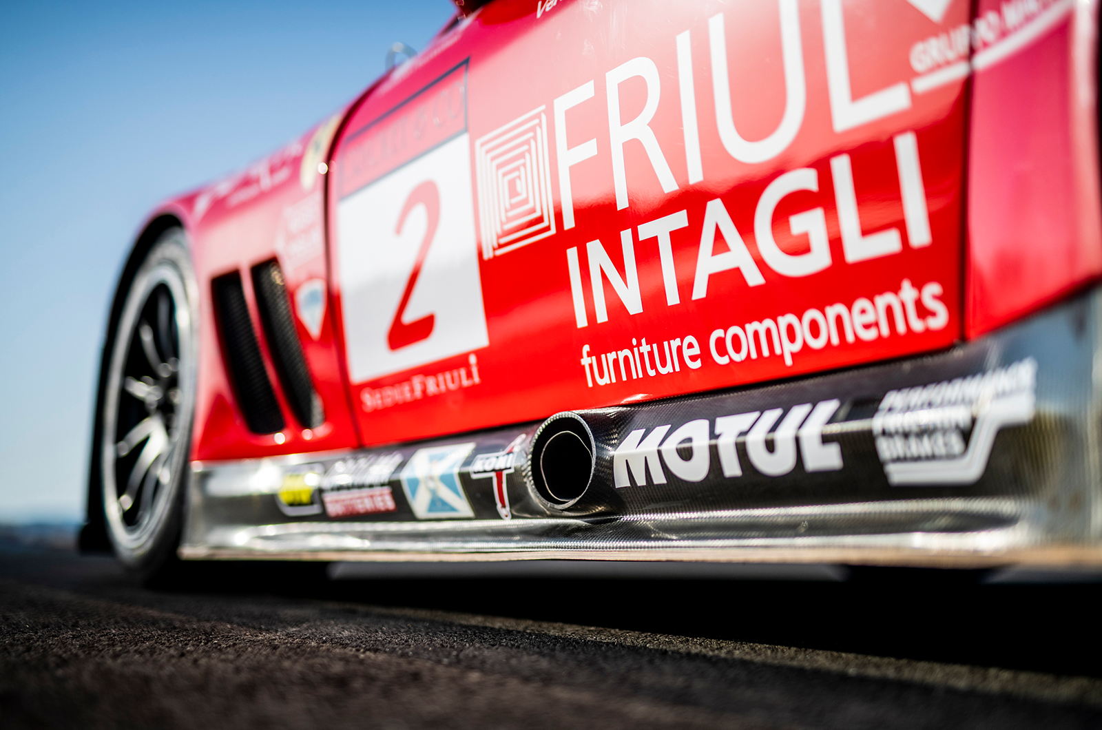 Classic & Sports Car – $4.29m Ferrari 550 GT1 shatters online world record