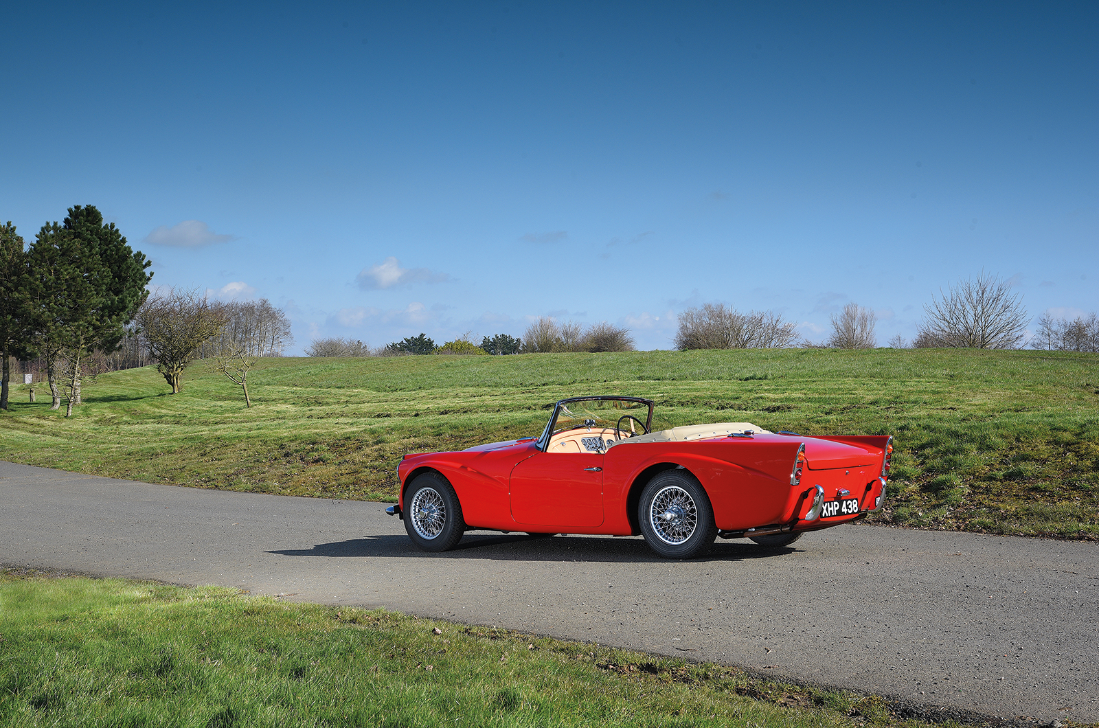 Classic &amp; Sports Car – The Daimler Dart that never was – and the earliest SP250