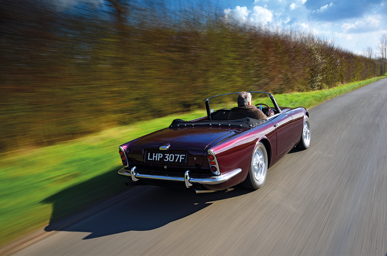 Classic &amp; Sports Car – The Daimler Dart that never was – and the earliest SP250