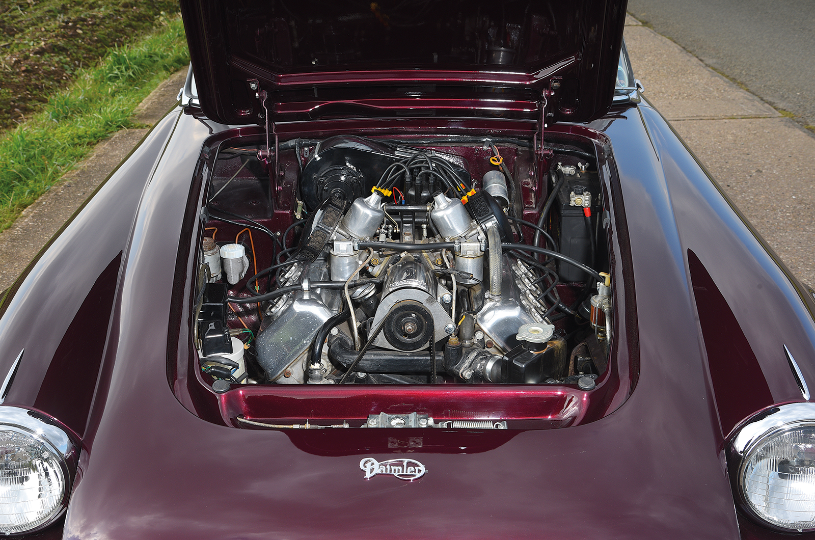 Classic &amp; Sports Car – The Daimler Dart that never was – and the earliest SP250