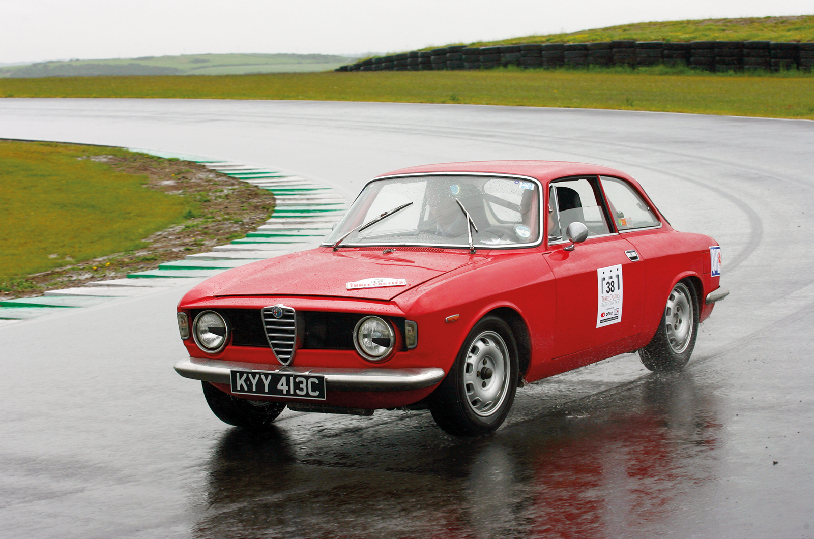 Classic & Sports Car – Your classic: Alfa Romeo Giulia Sprint GT