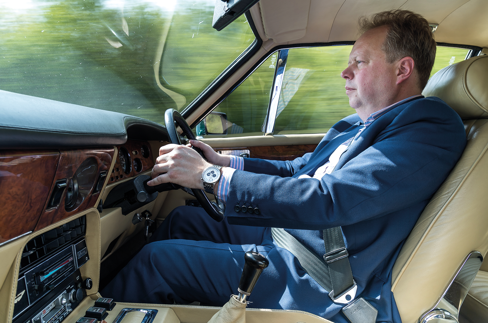 Classic & Sports Car – Advantage Aston Martin: driving the V8 Vantage