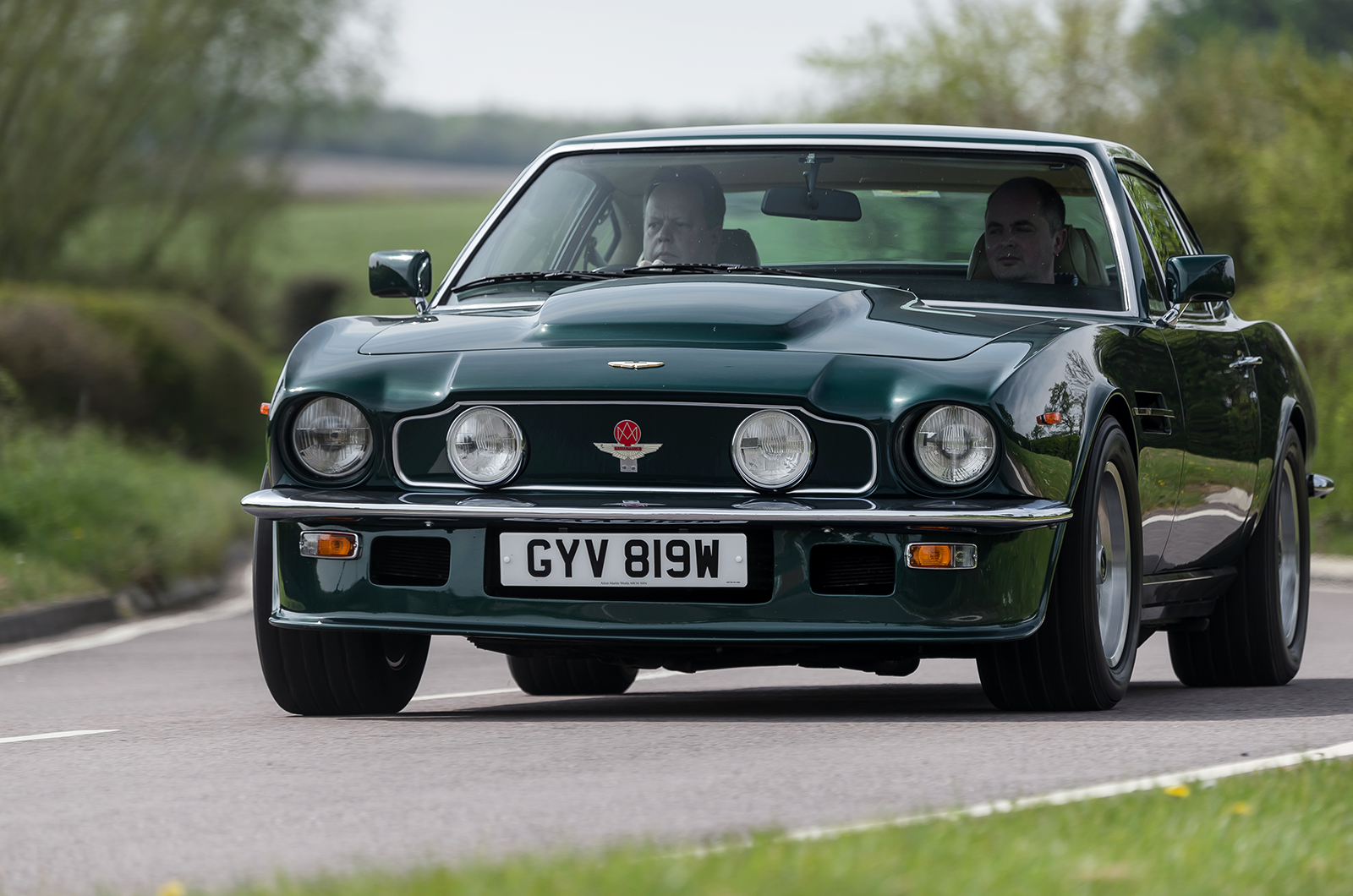 Classic & Sports Car – Advantage Aston Martin: driving the V8 Vantage