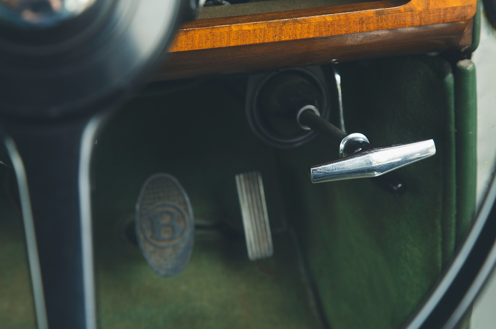 Classic &amp; Sports Car – Bentley’s heartbeat: the first and last L-series V8s